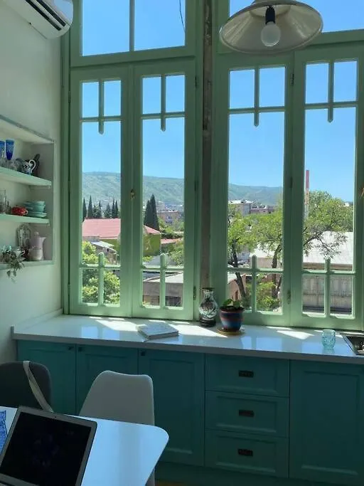 Lovely 2 Bedroom Condo With Mountain View Terrace Tbilisi Apartament