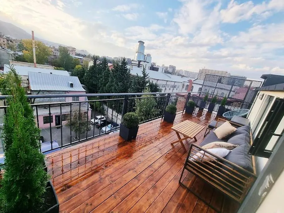 Lovely 2 Bedroom Condo With Mountain View Terrace Tbilisi Gruzja