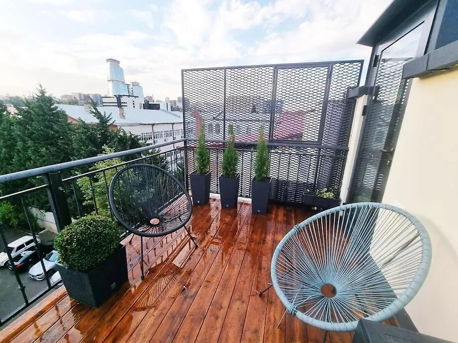 Lovely 2 Bedroom Condo With Mountain View Terrace Tbilisi Apartament