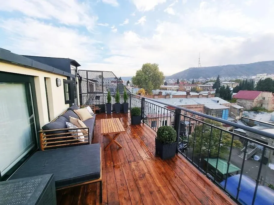 Lovely 2 Bedroom Condo With Mountain View Terrace Tbilisi 0*,
