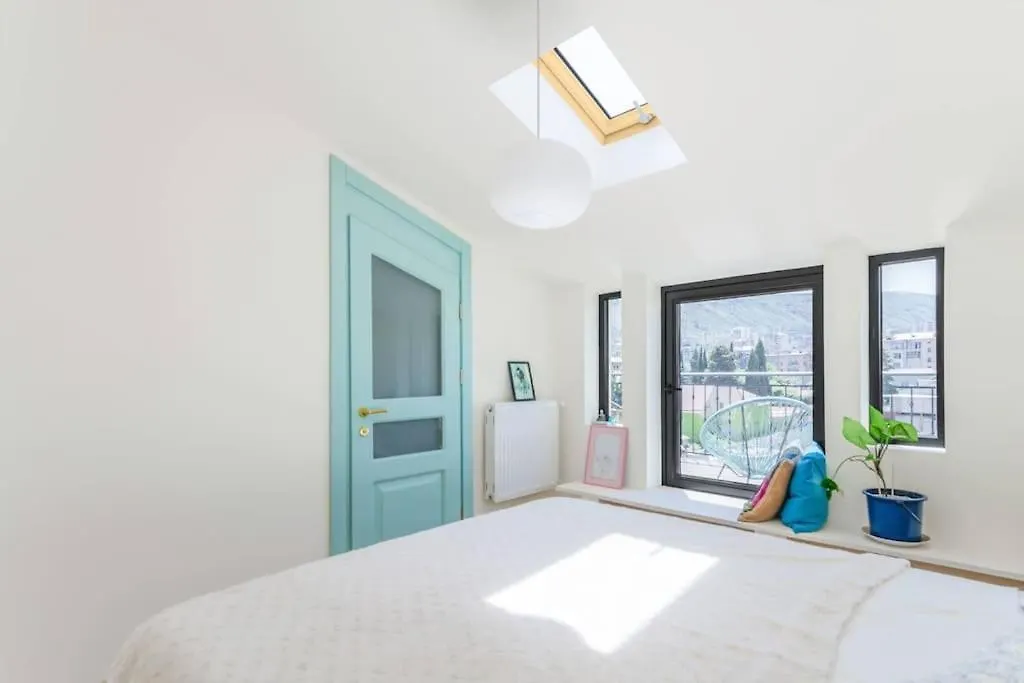 Lovely 2 Bedroom Condo With Mountain View Terrace Tbiliszi Grúzia